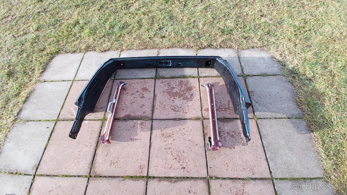 Toyota Landcruiser LC73 J7 střešní rám