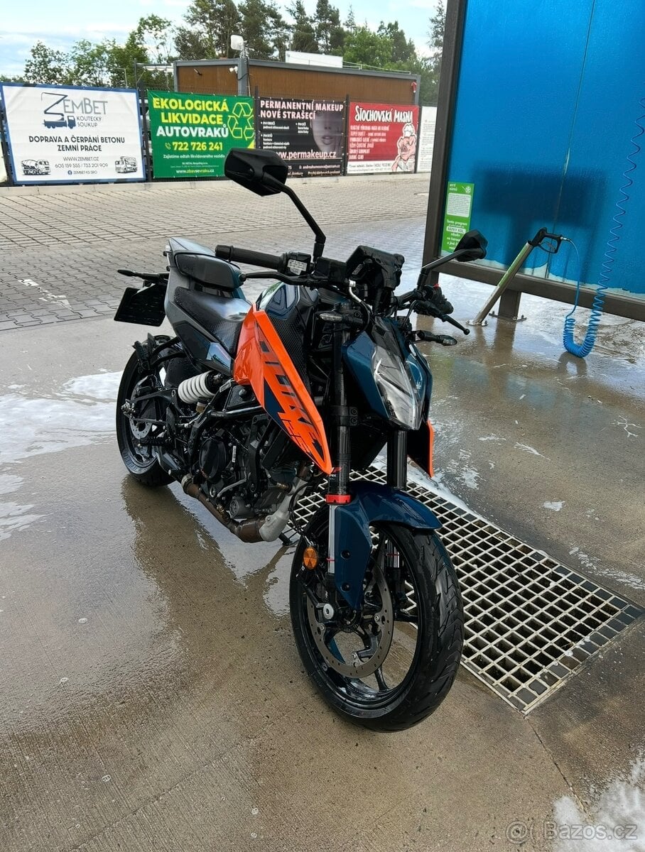 KTM Duke 125 2024