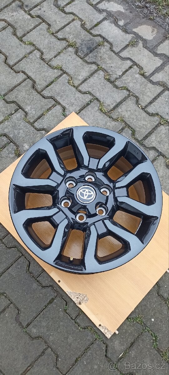 Alu kola Toyota Hilux R18 - nová