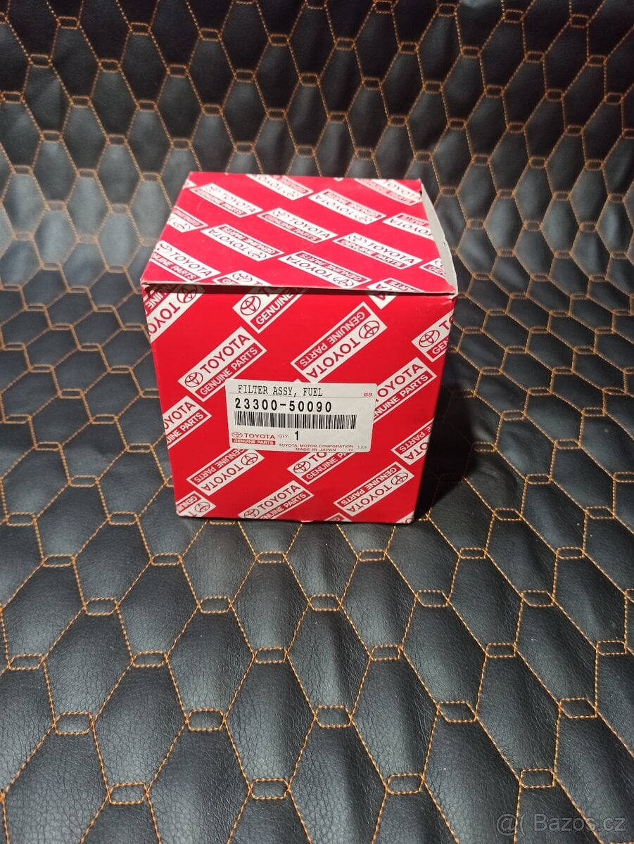 Palivový filtr OEM Toyota Land Cruiser 100