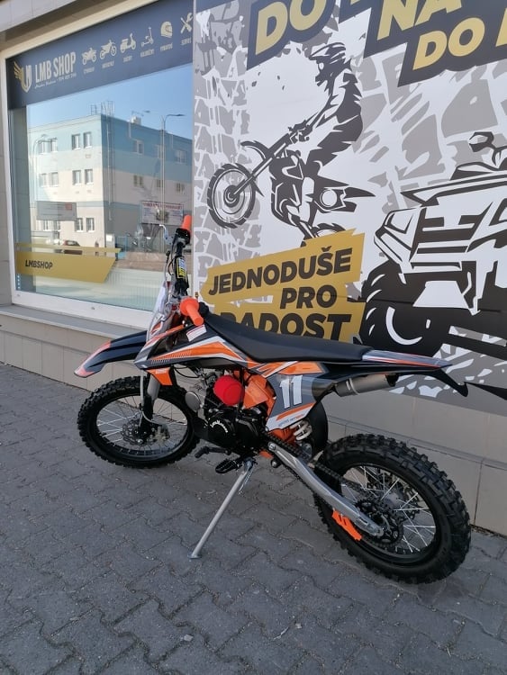 Pitbike Shark E-start 125ccm 17x14 oranžová