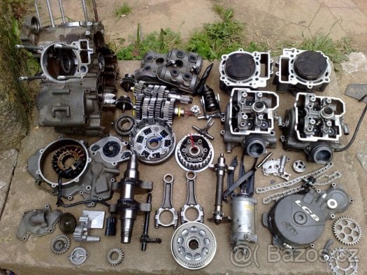 Rozpredam motor z ktm 950