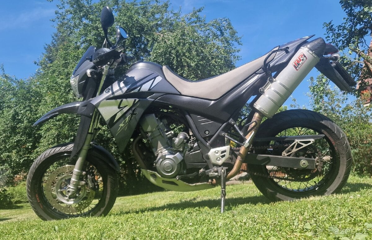 Yamaha XT660X