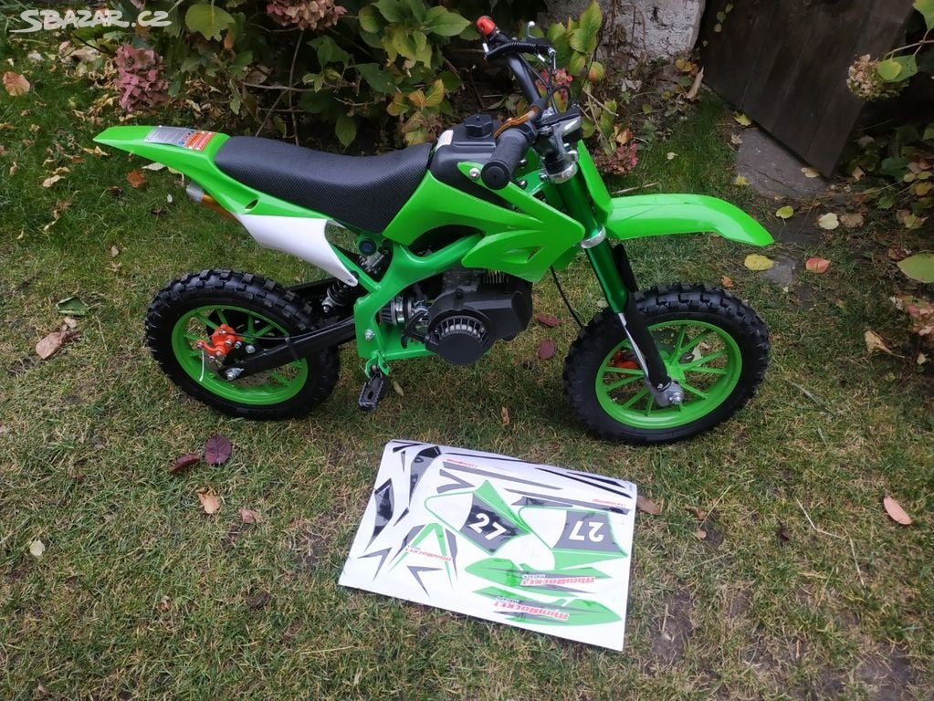 Nová benzínová dětská minikroska zelená 49ccm 10"kola