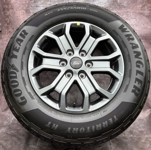 Originál sada Ford Ranger 255/65R18 100% vzorku