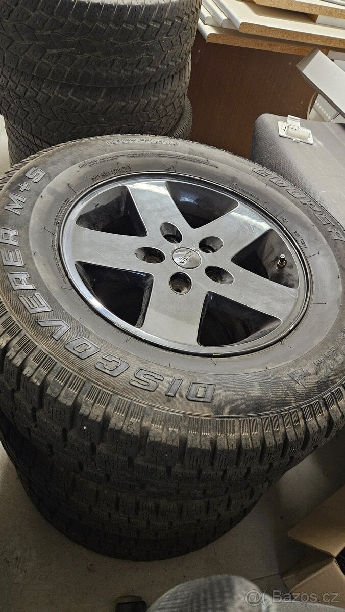 Prodám  original alu jeep wrangler jk