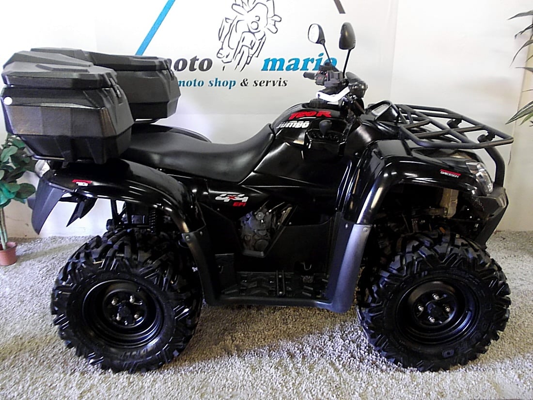 CF MOTO Jumbo 720R EFi jen 4.tis.km Excelentní STAV