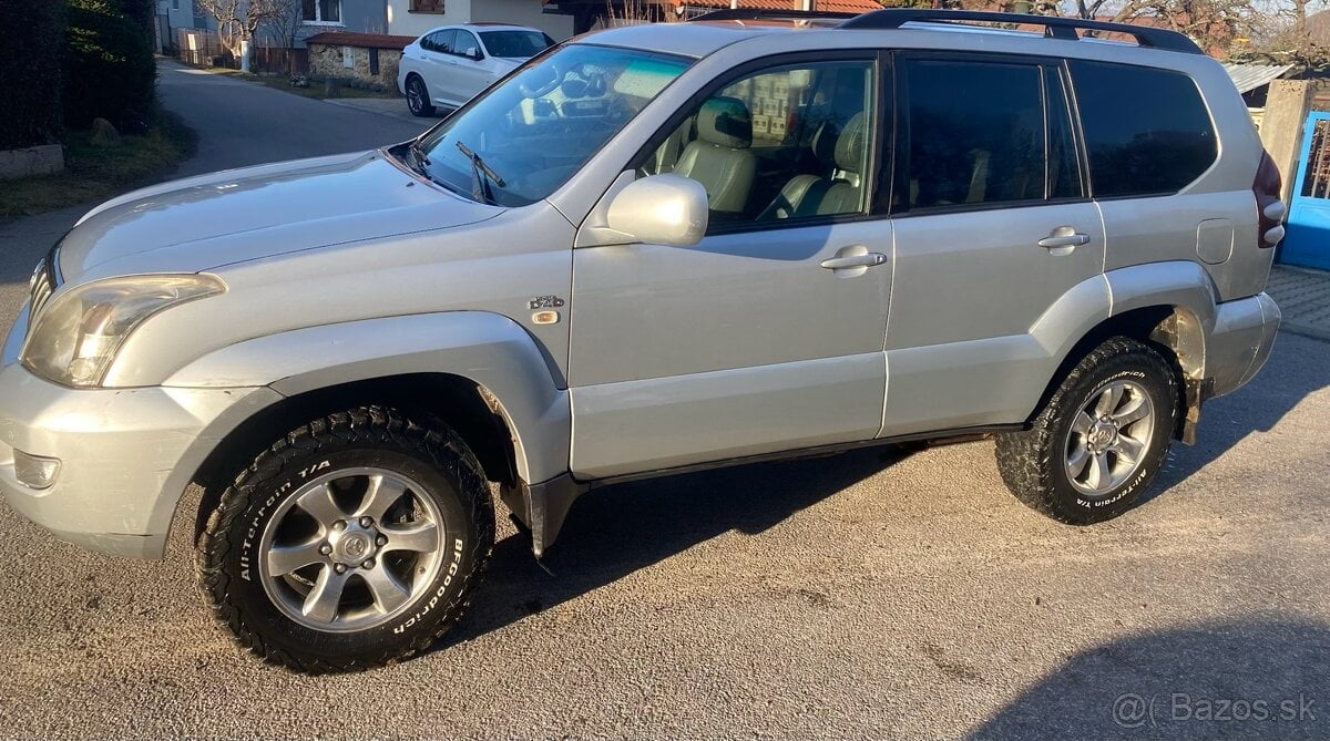 Toyota Landcruiser 120