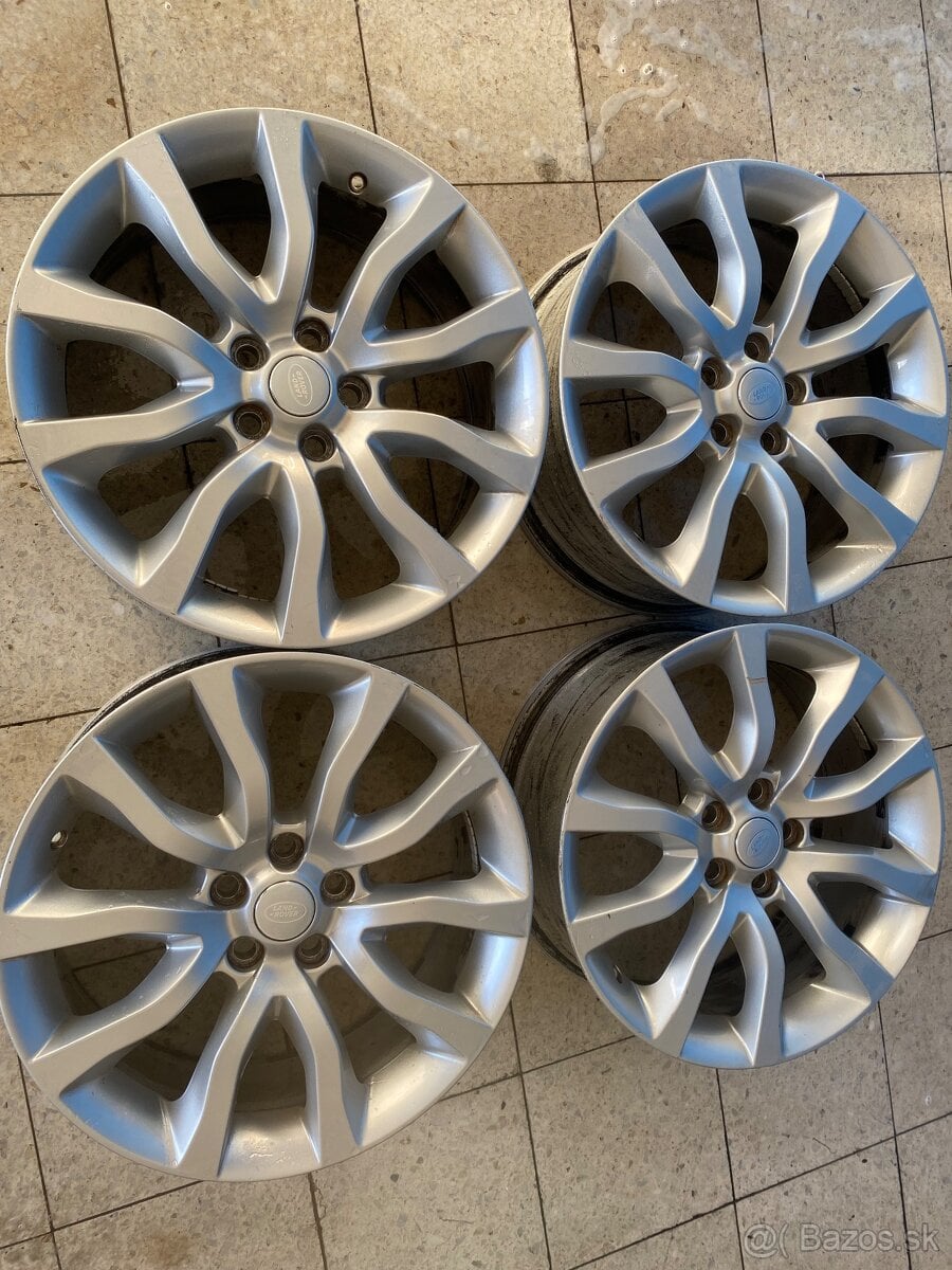 Land Rover 20” (DK62-1007-DB) Silver