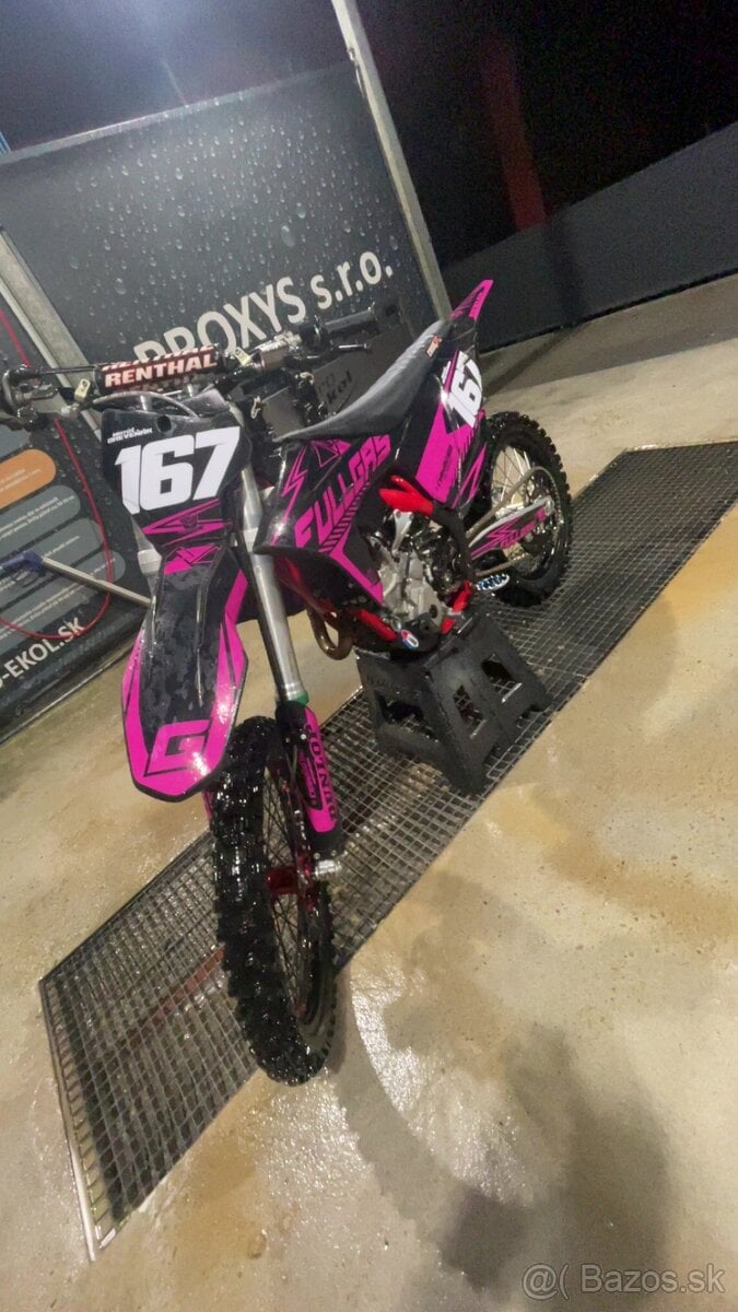 GasGas MC 250F 2023 Top stav