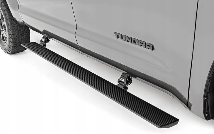 Elektrické nášľapy na TOYOTA TUNDRA 14-21 VIDEO