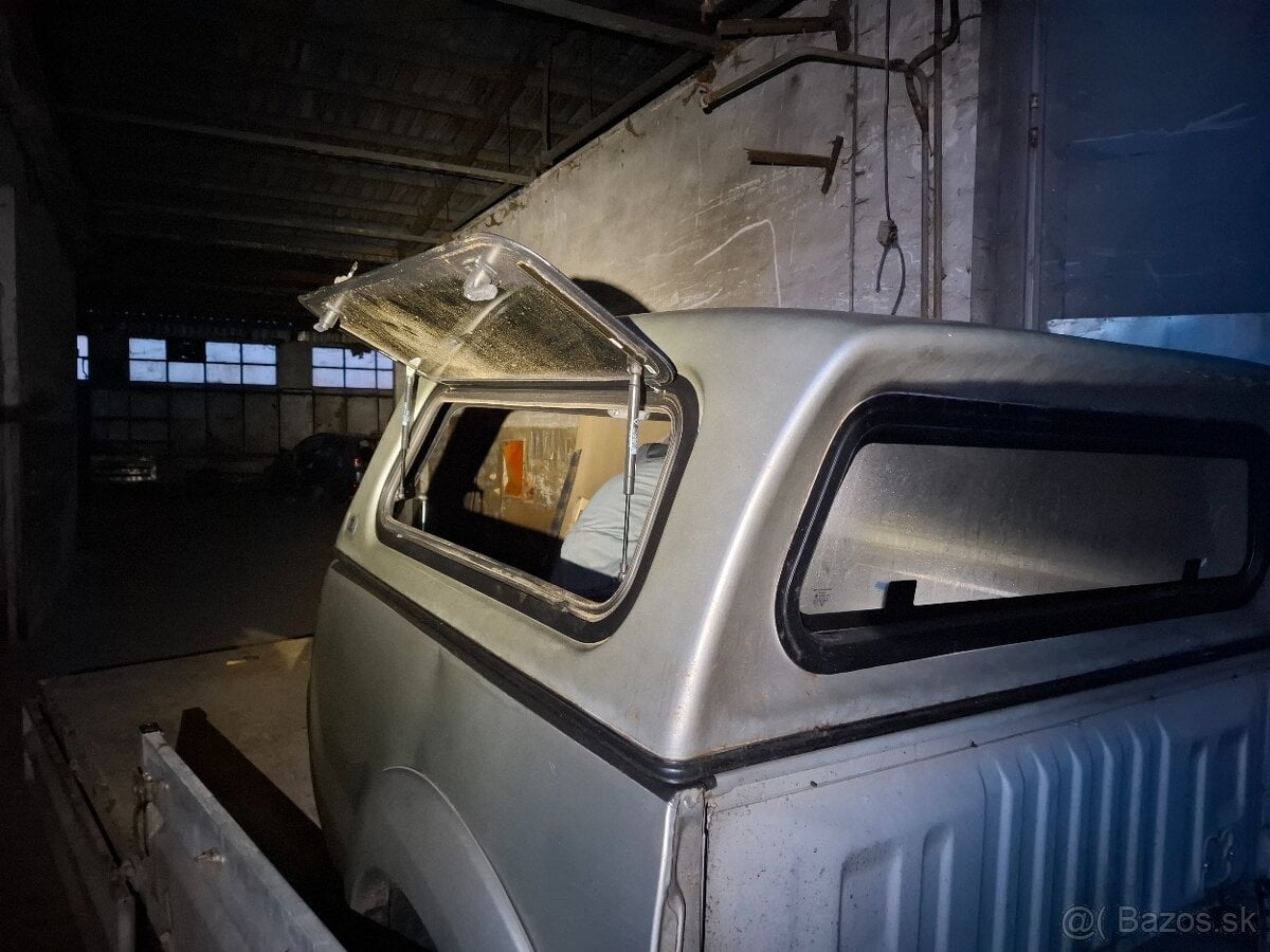 Hardtop hilux