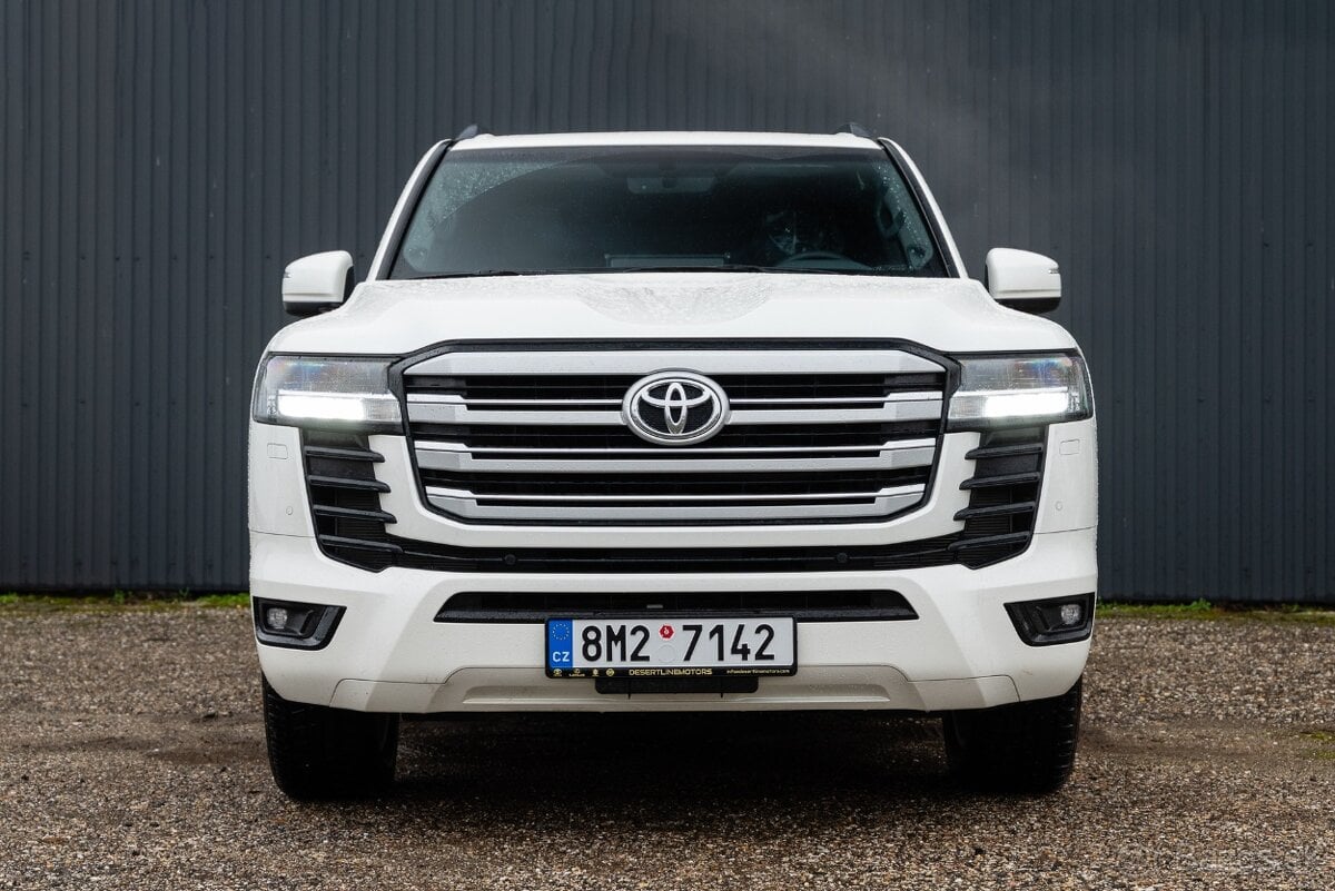 Toyota Land Cruiser LC300 2024 /  3,5  V6 Benzín | Automat