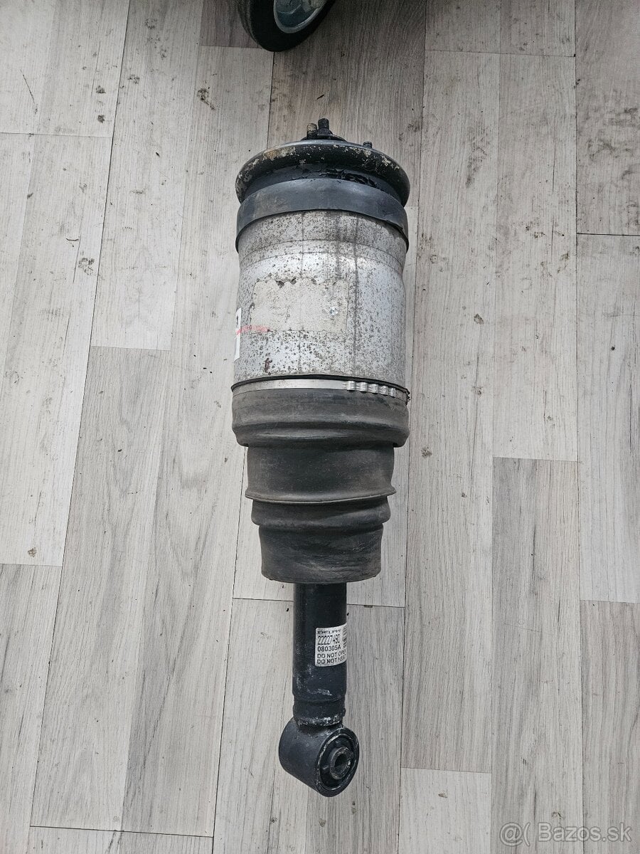 Zadny lavy tlmič Range Rover RPD500184