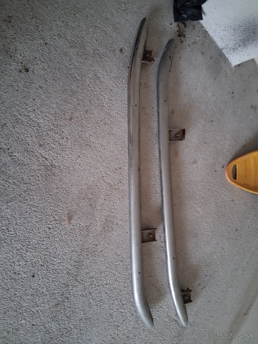 Predám bočné naslapy na range rover evoque