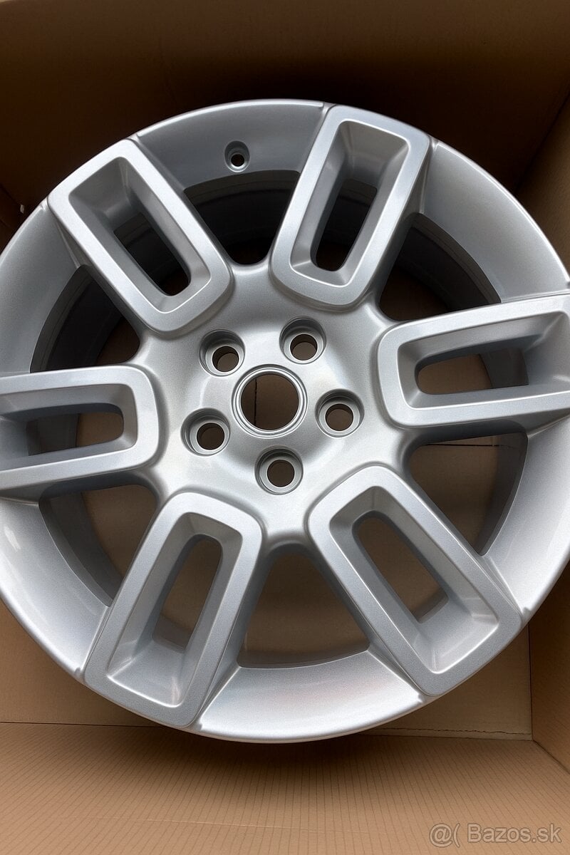 Disky Land Rover Defender