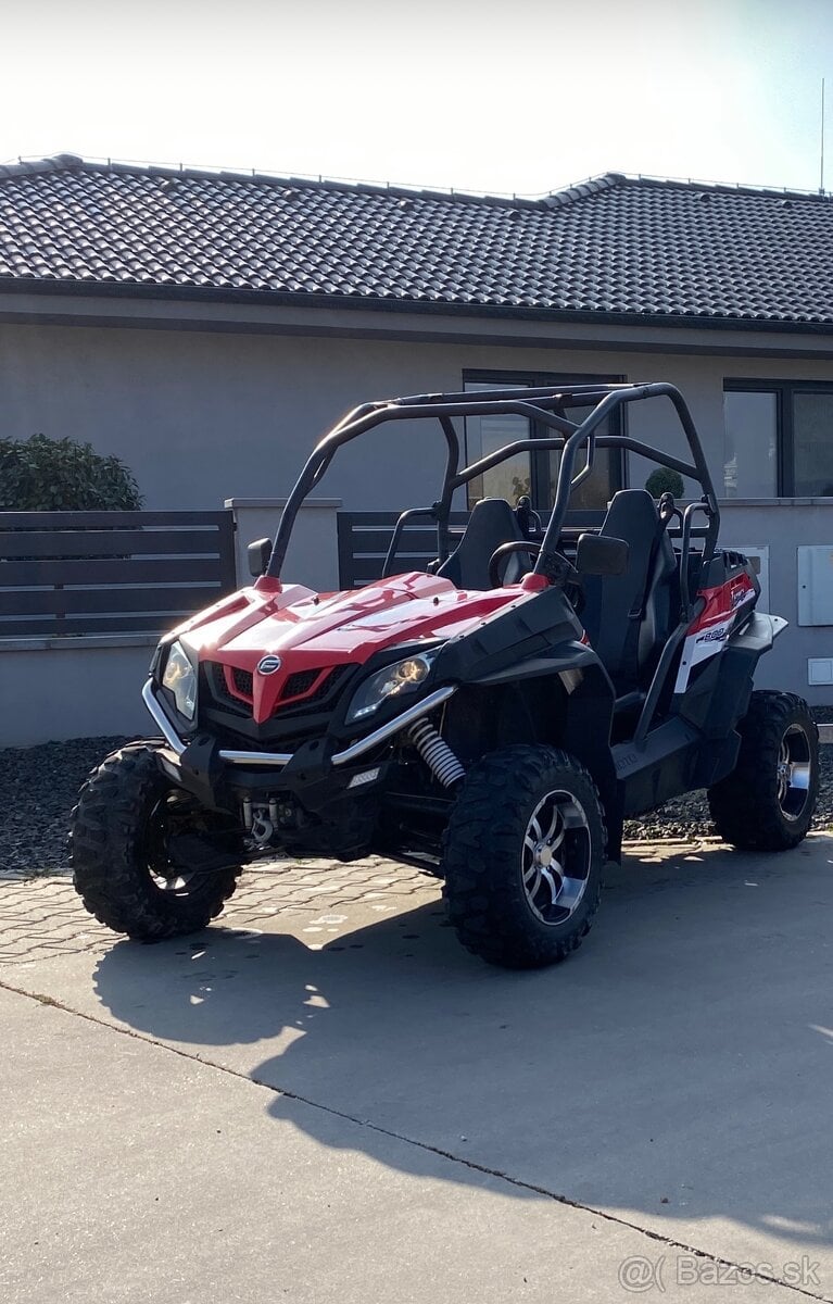 CF MOTO ZForce 800