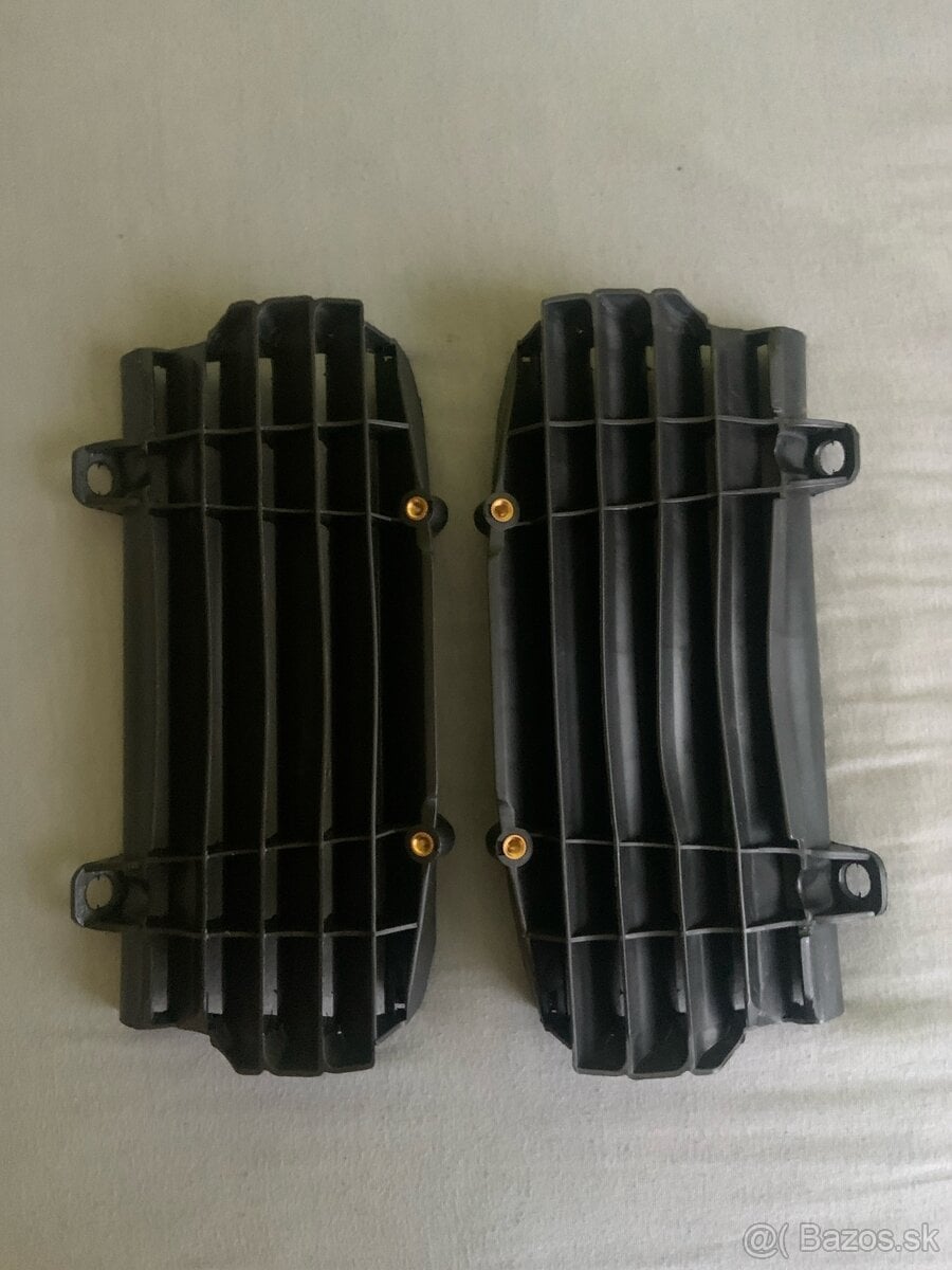 Chrániče na chladiče nové