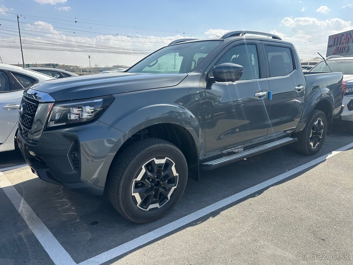 2024 Nissan Navara 2,5 Benzin DPH Predvadzacka len 500km
