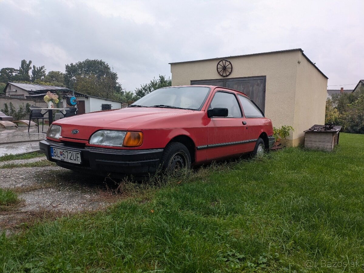 Ford Sierra CL 2.0 OHC (1990) – bez korózie, vhodná na renov