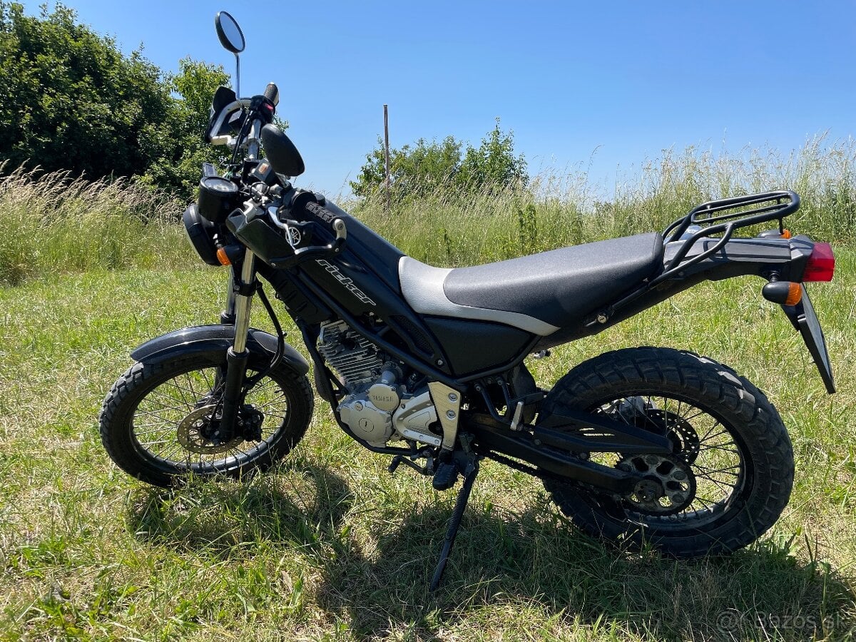 Yamaha XG 250 Tricker