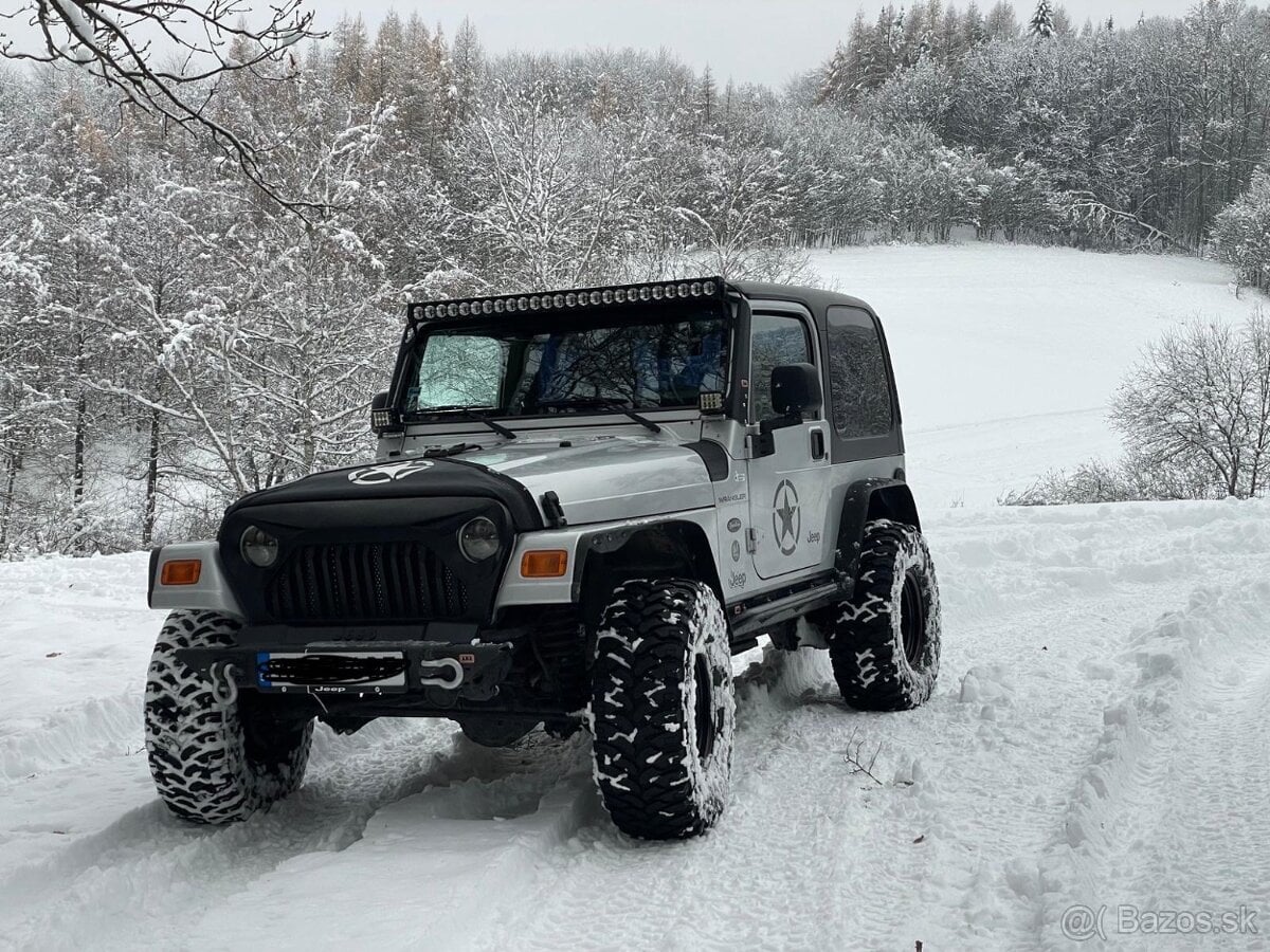 predám Jeep Wrangler r.v. 2004/87kW/2464cm3