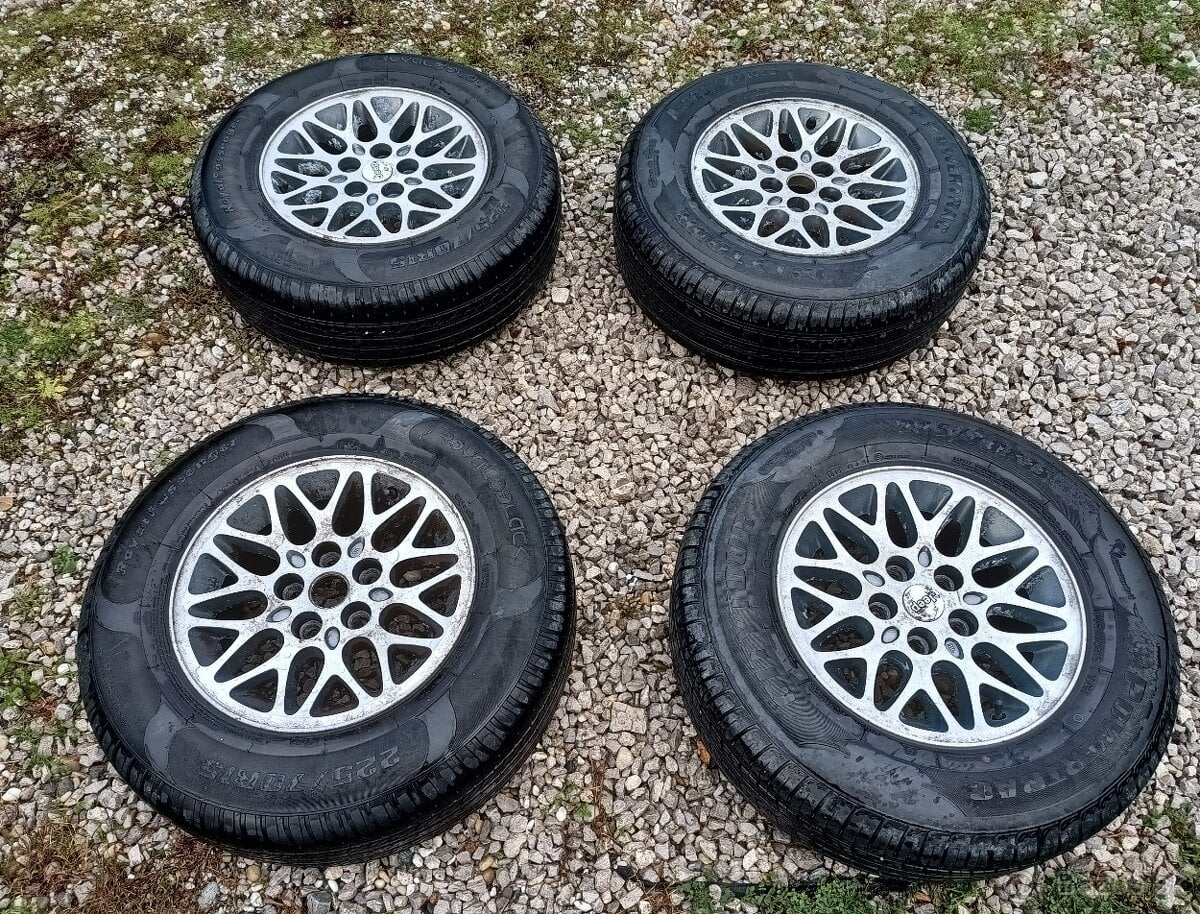 Jeep Cherokee XJ, kolesa, hlinikove disky, elektrony