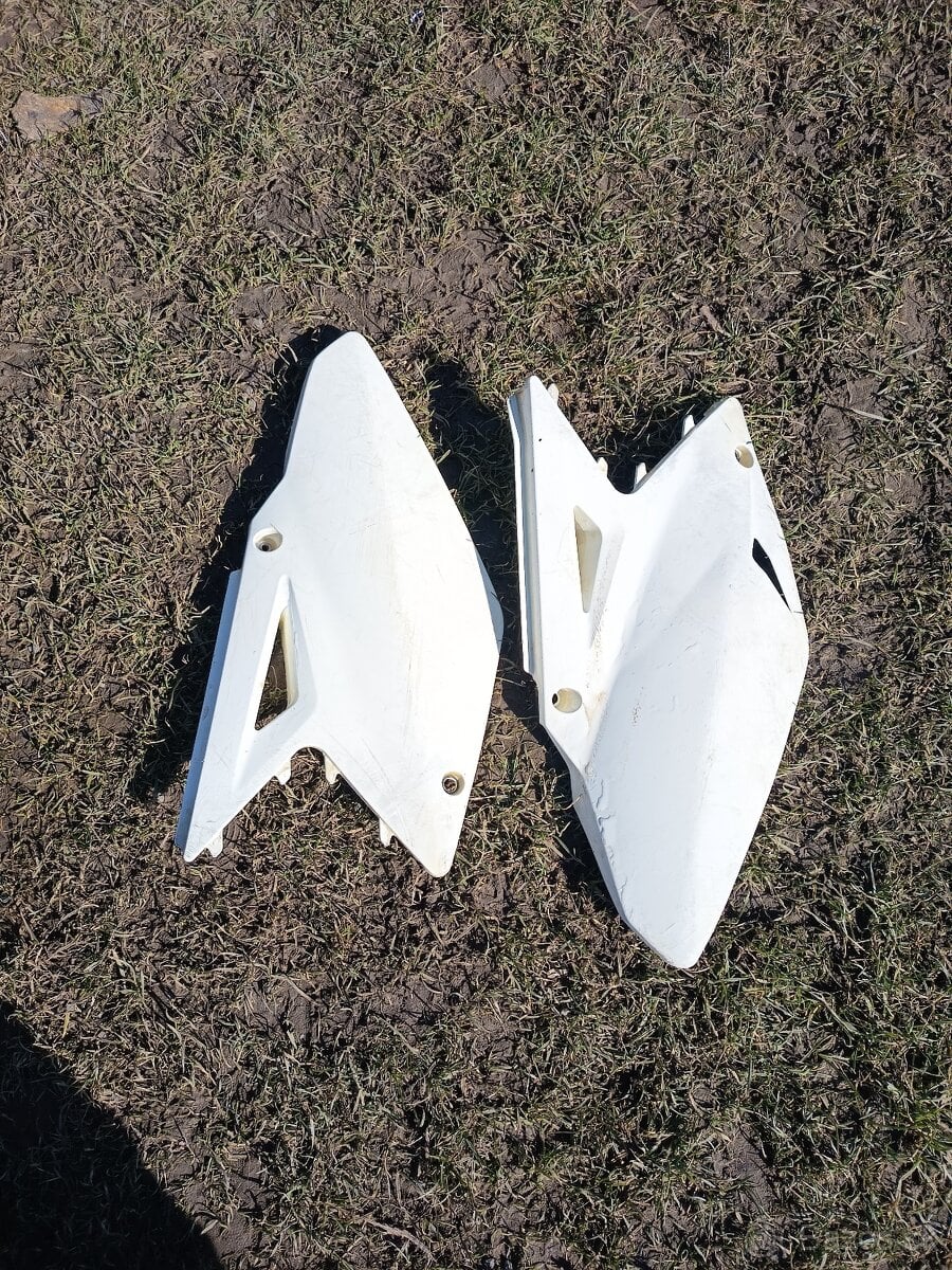 Bočné plasty Suzuki rmz 450 2008-2016