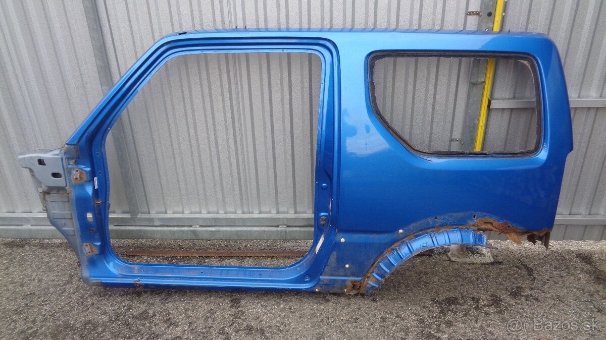 Suzuki Jimny časti karosérie + elektrická strecha