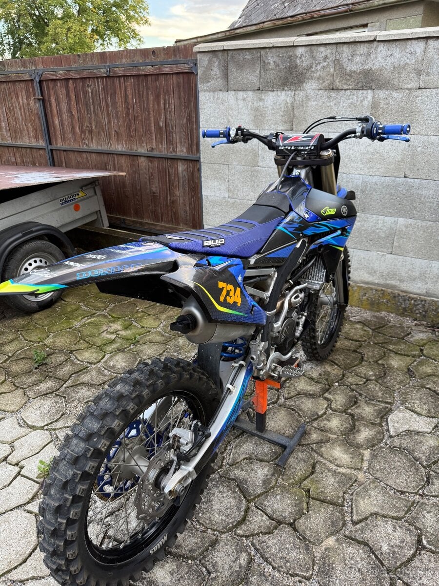 Predám Yamaha yz250f 2017