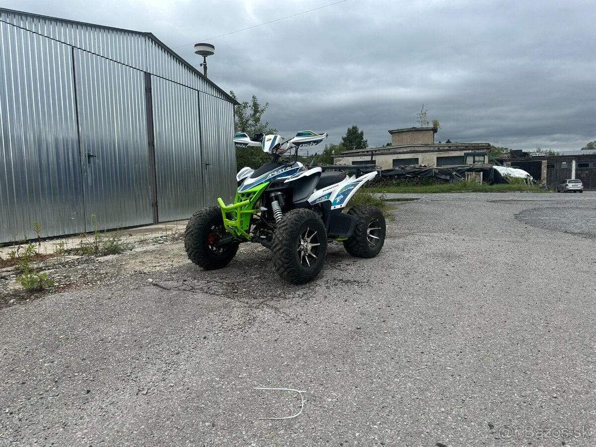 ŠTVORKOLKA ASIX AVATAR 250cm3 + extra LED svetla