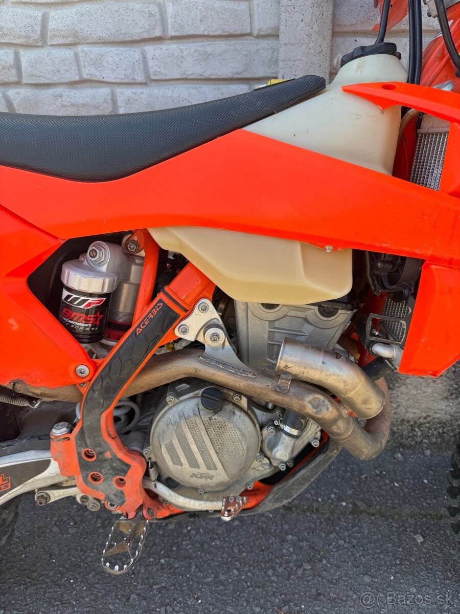 KTM cross