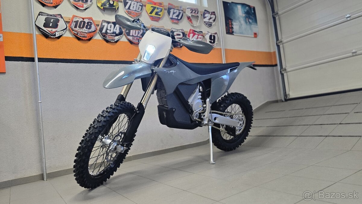 Stark VARG EX enduro homologované s ŠPZ + TP