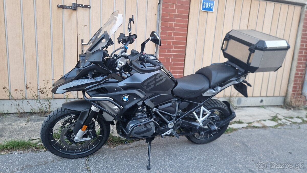 Bmw 1250 gs triple black