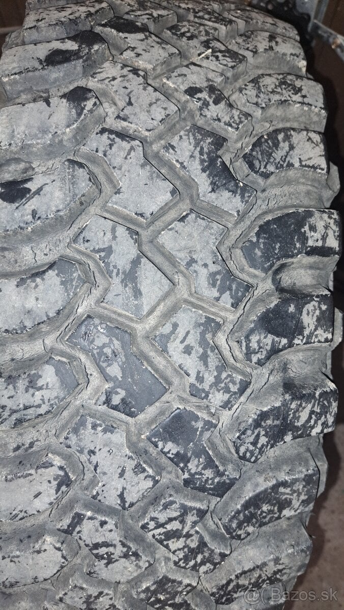 Predám Insa Turbo Desert Track Dakar 235 65 R17