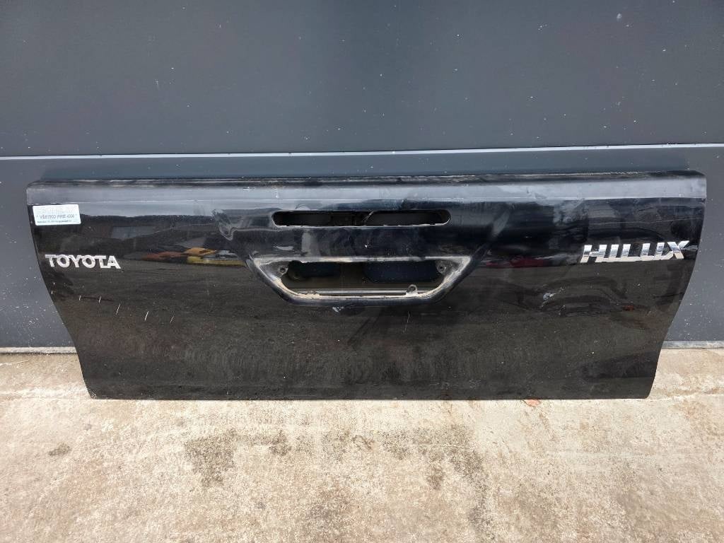 TOYOTA HILUX 2015- ZADNÉ KUFROVÉ DVERE