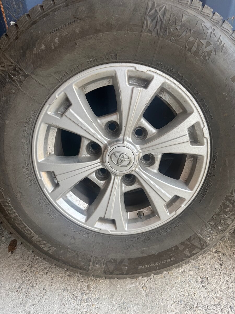 Predám Toyota 15" disky
