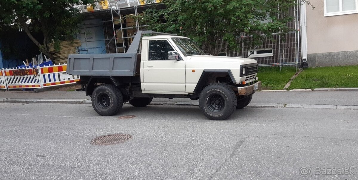 Nissan Patrol rv:1989