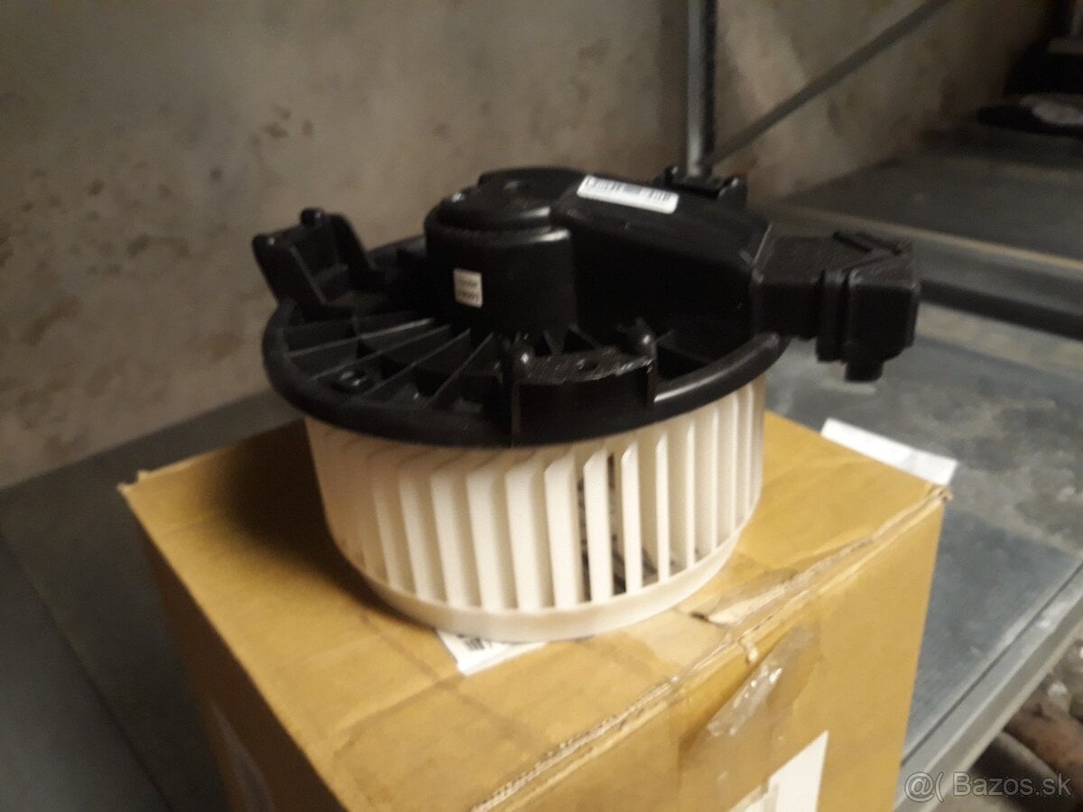 °IIIIIII° JEEP WRANGLER JK ventilátor kúrenia