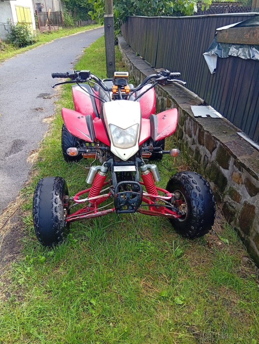 Predám štvorkolku bashan 200 vodnik vodou chladena