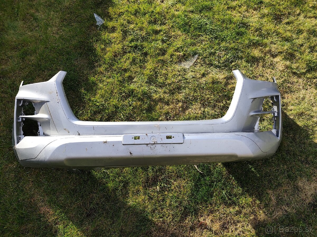 ISUZU D-MAX III 20-23 NÁRAZNÍK PREDNÝ