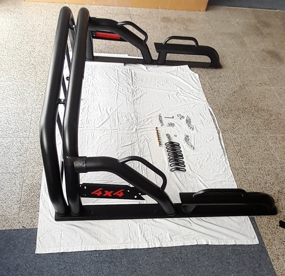 Zadny ram na korbu pre Ranger,L200,Amarok,Hilux