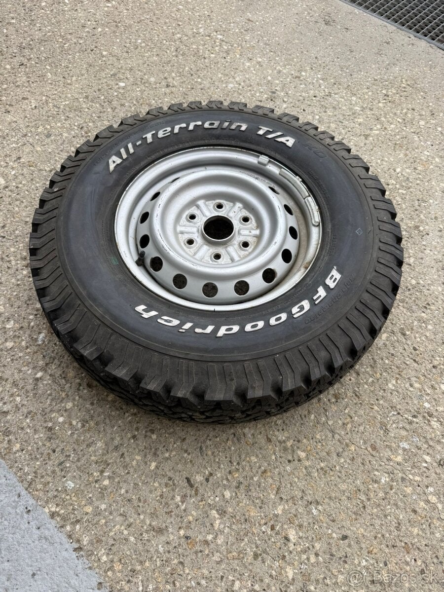 Pneu Goodrich 235/85 R16 + disk 6x139.7 16”6J