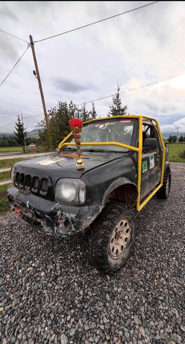 Suzuki Jimny     1.3 off road špeciál