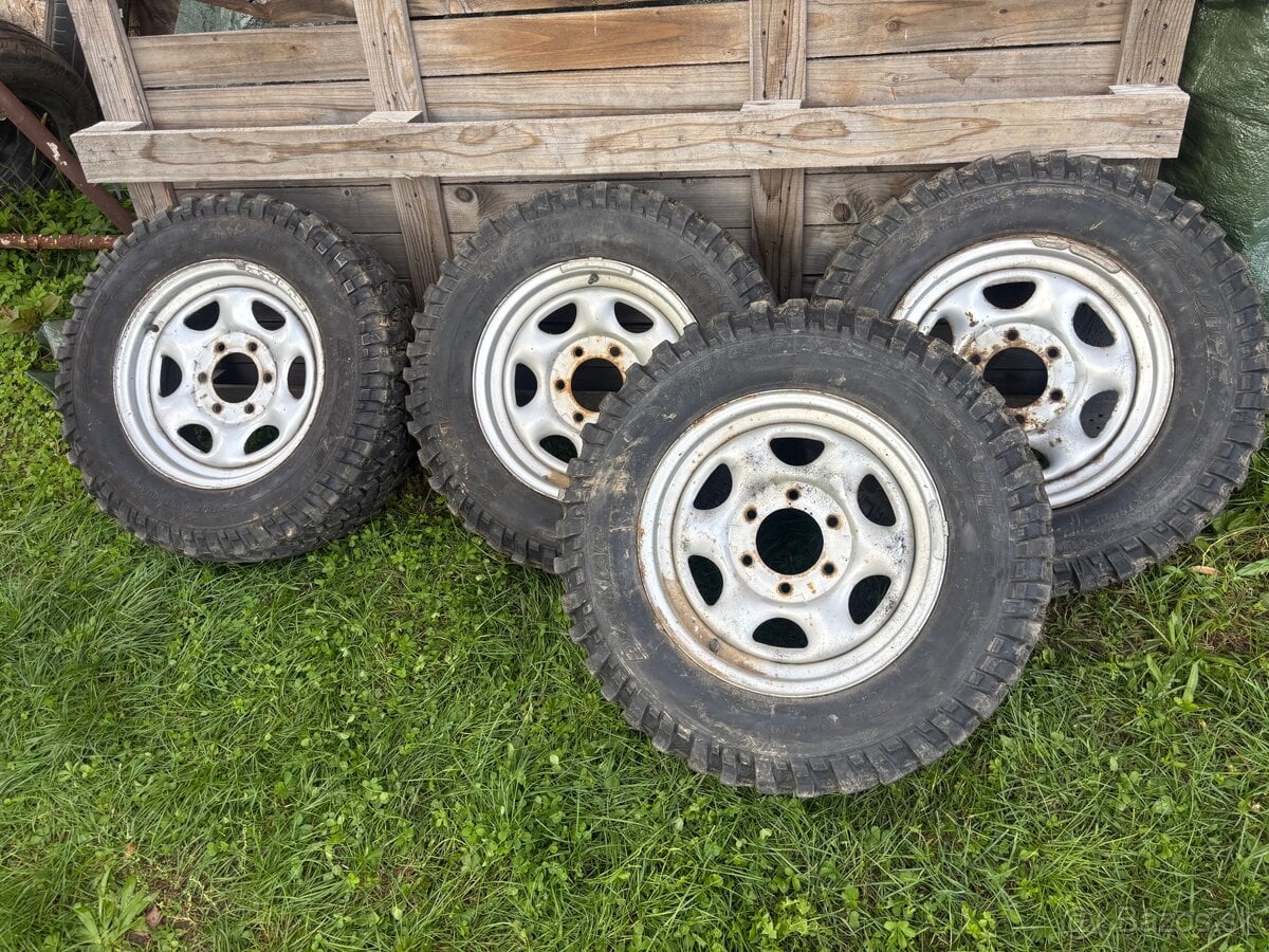Terenne OFFROAD  235/70 R16