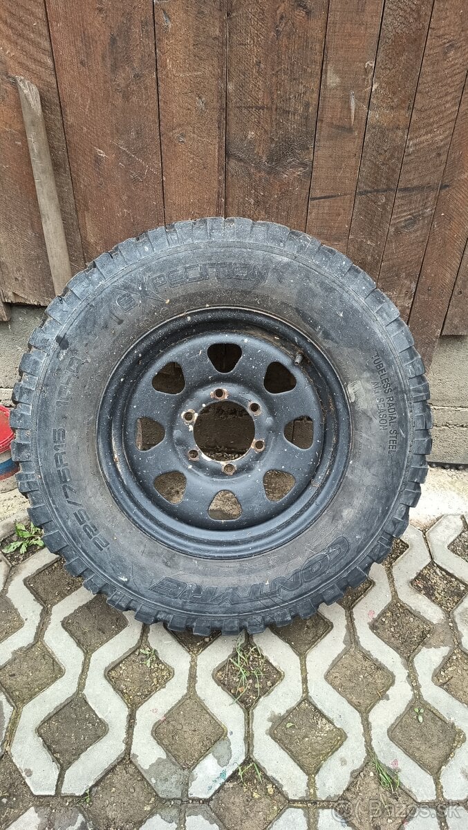 1ks 6x139,7 R16 s pneu 255/75 R16