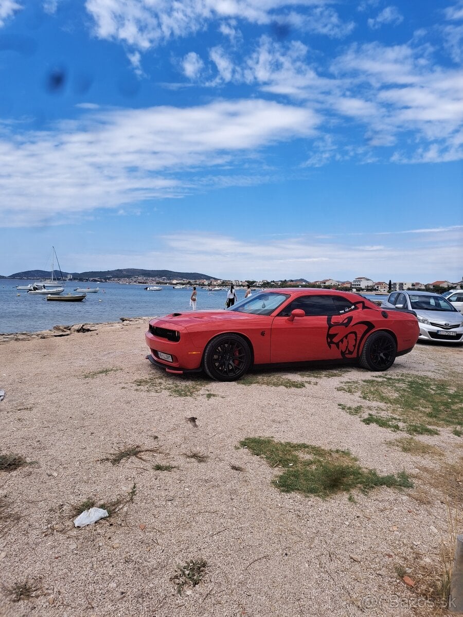 Predam dodge challenger 6.2 hellcat