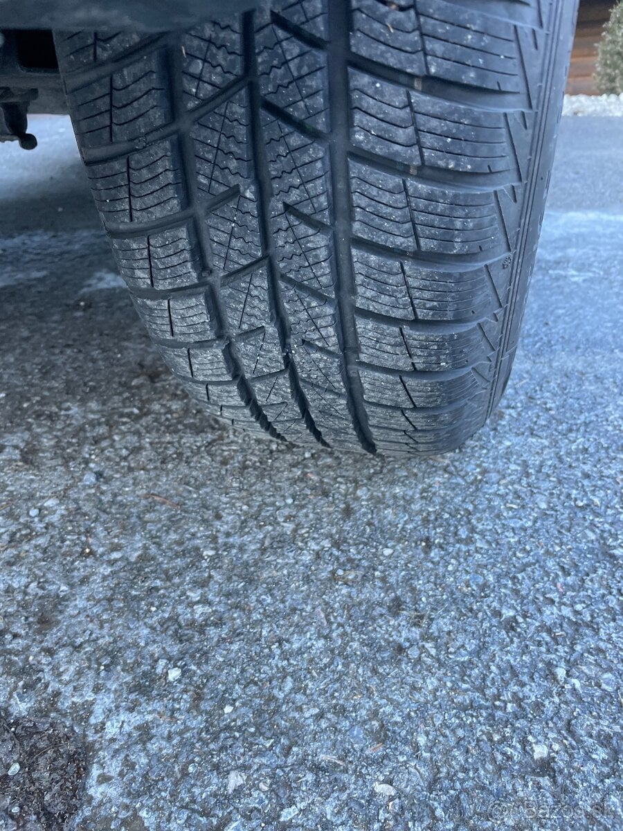 Zimné pneumatiky 215/65 r15 4ks