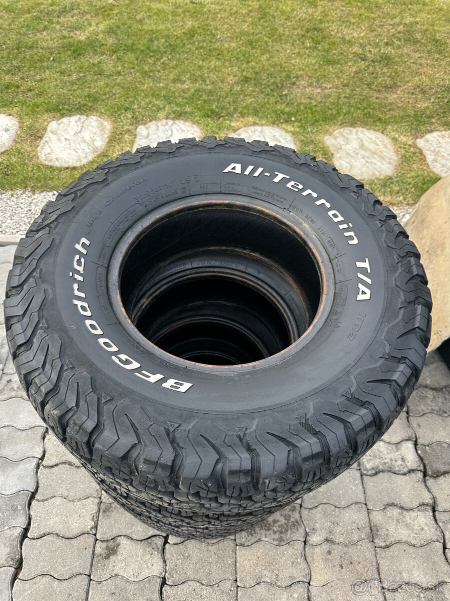 Pneumatiky bf goodrich 31 r15 off road