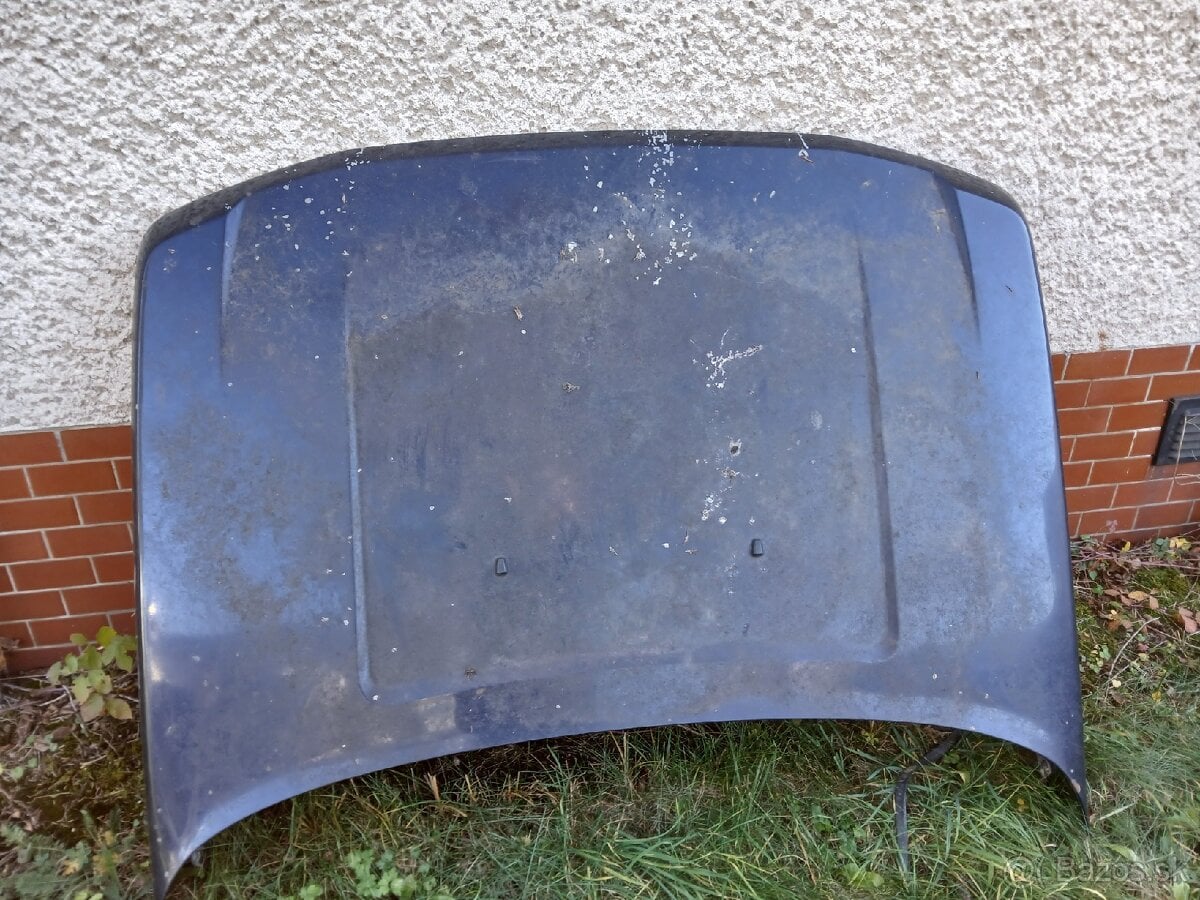 Range rover p38 kapota modrá